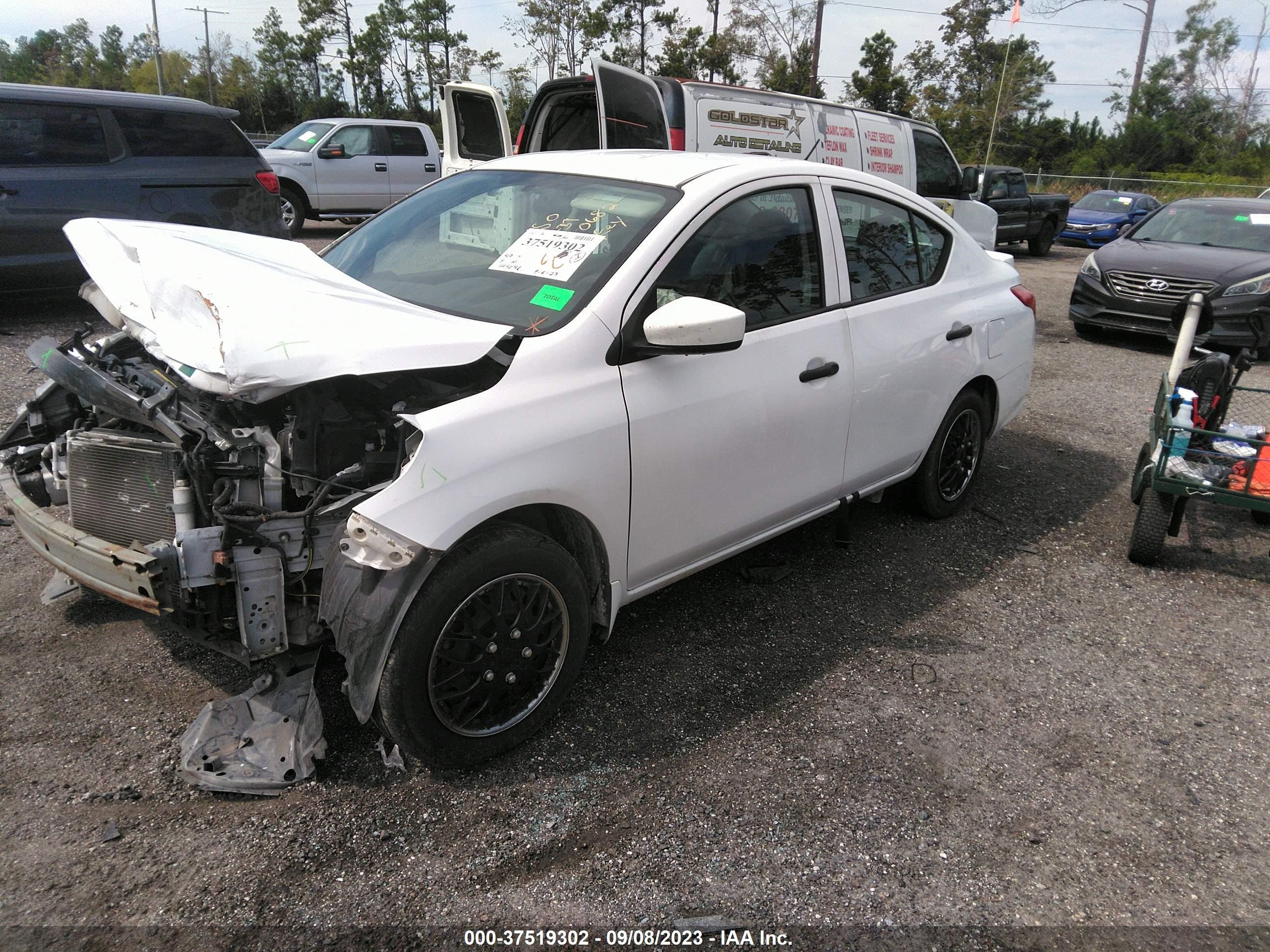 Photo 1 VIN: 3N1CN7AP0HL890682 - NISSAN VERSA 