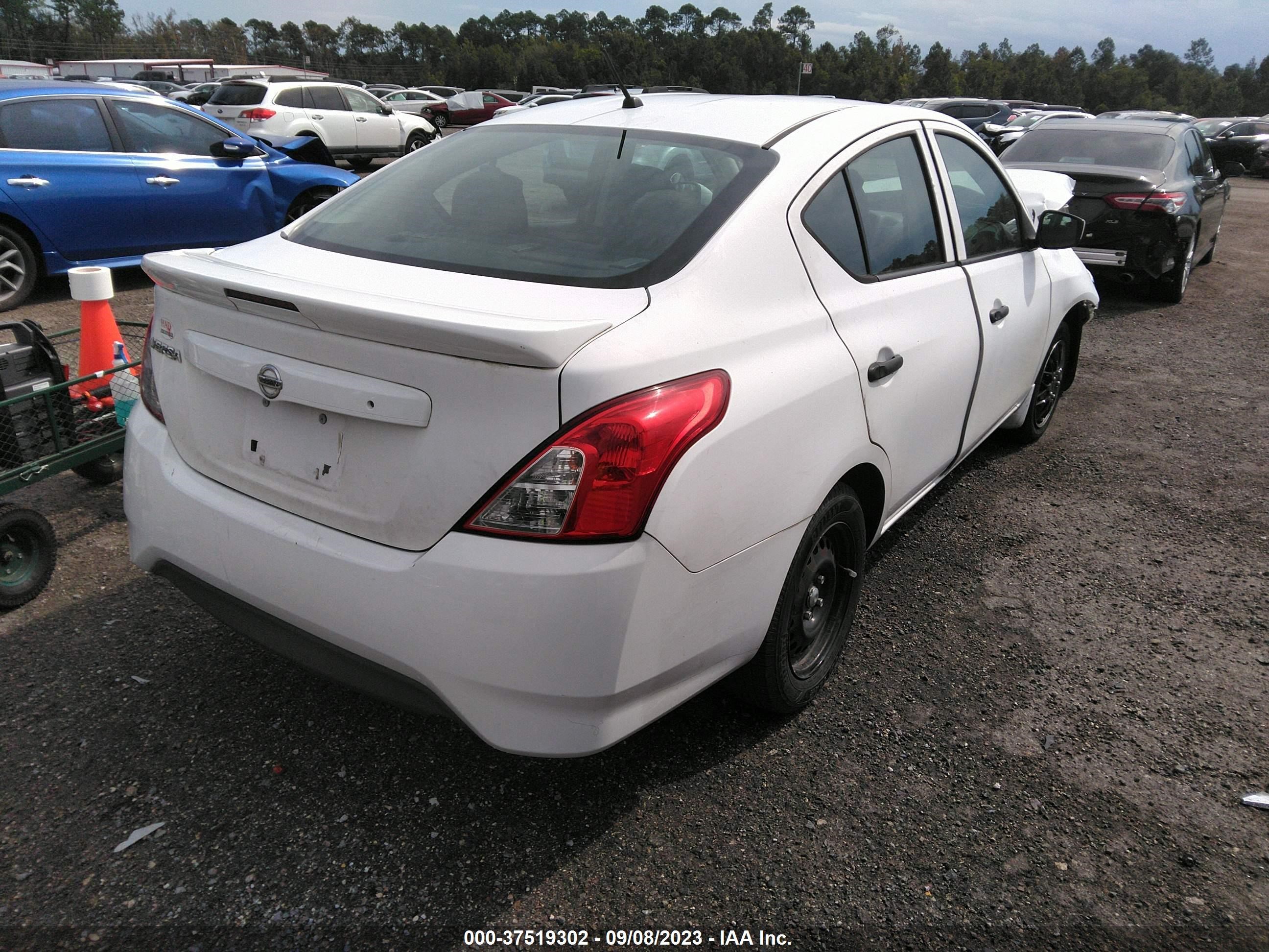 Photo 3 VIN: 3N1CN7AP0HL890682 - NISSAN VERSA 