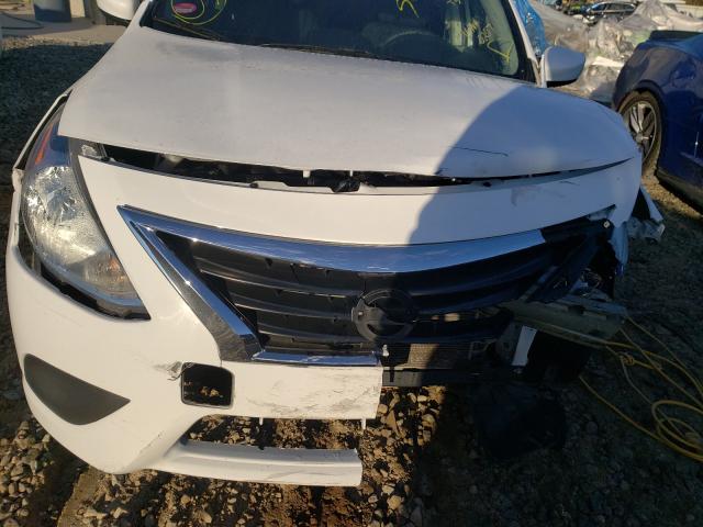 Photo 8 VIN: 3N1CN7AP0JL800257 - NISSAN VERSA S 