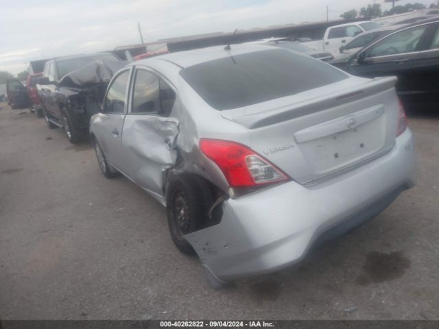 Photo 2 VIN: 3N1CN7AP0JL801358 - NISSAN VERSA 