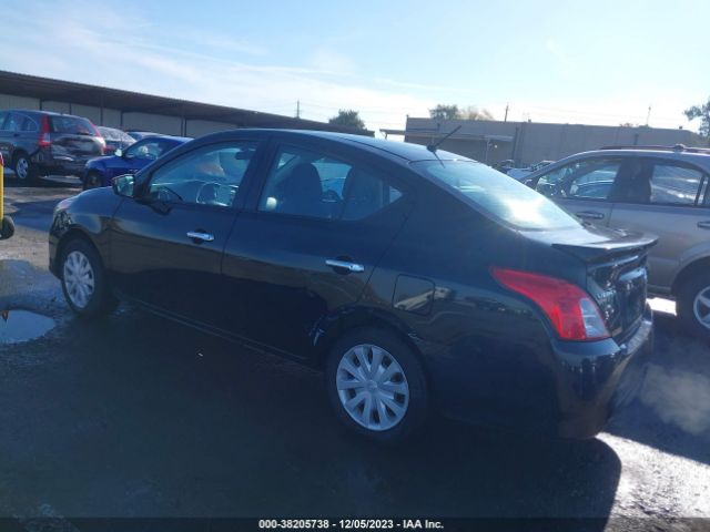 Photo 2 VIN: 3N1CN7AP0JL810514 - NISSAN VERSA 