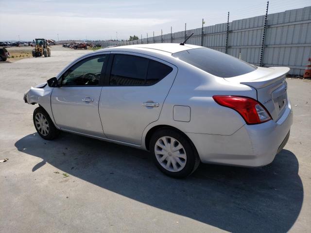 Photo 1 VIN: 3N1CN7AP0JL810884 - NISSAN VERSA S 