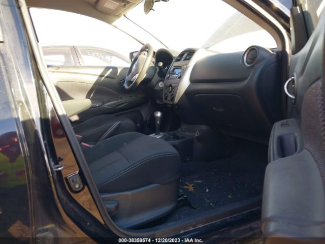 Photo 4 VIN: 3N1CN7AP0JL814210 - NISSAN VERSA 