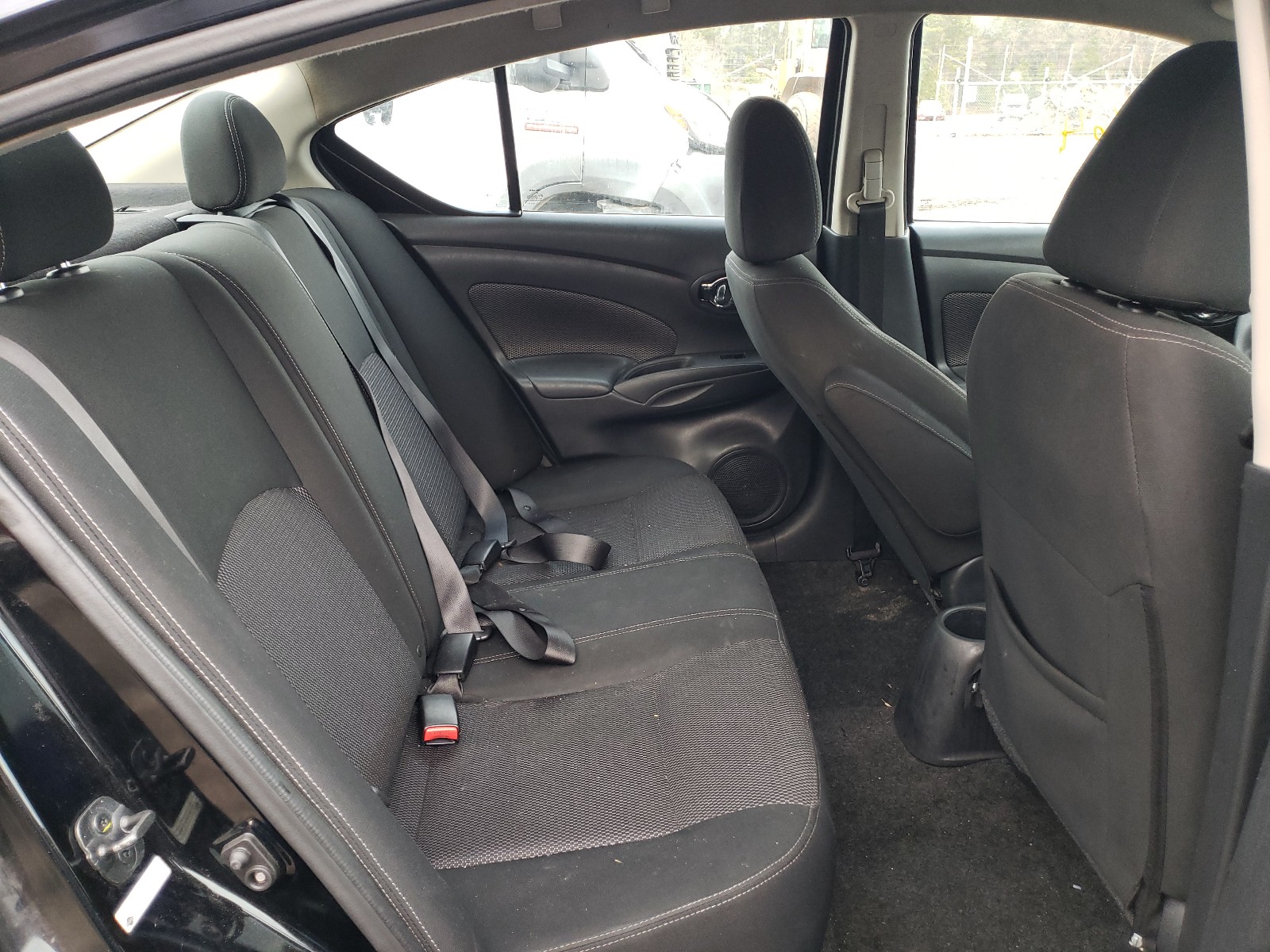 Photo 5 VIN: 3N1CN7AP0JL815051 - NISSAN VERSA S 