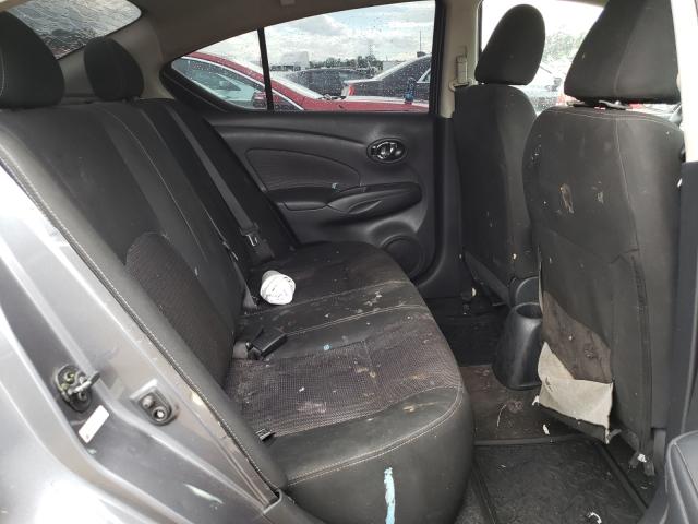 Photo 5 VIN: 3N1CN7AP0JL818127 - NISSAN VERSA S 