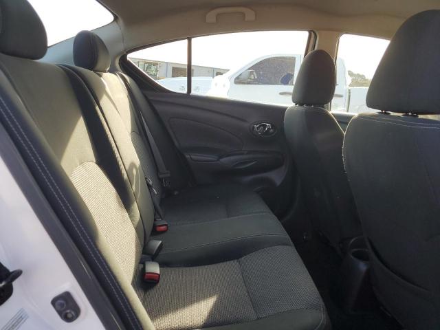 Photo 9 VIN: 3N1CN7AP0JL833338 - NISSAN VERSA S 