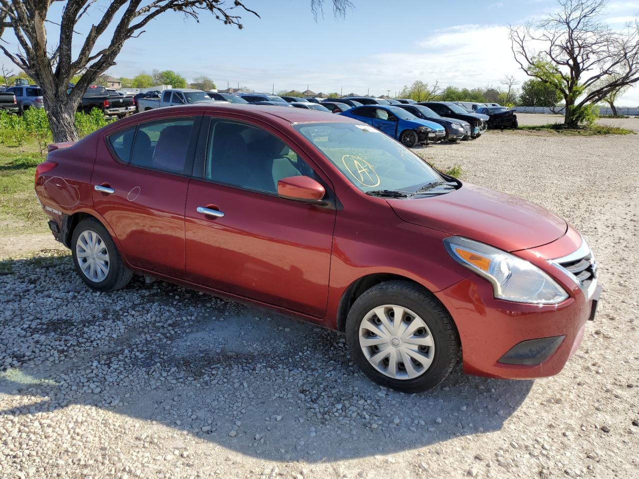 Photo 3 VIN: 3N1CN7AP0JL835798 - NISSAN VERSA 