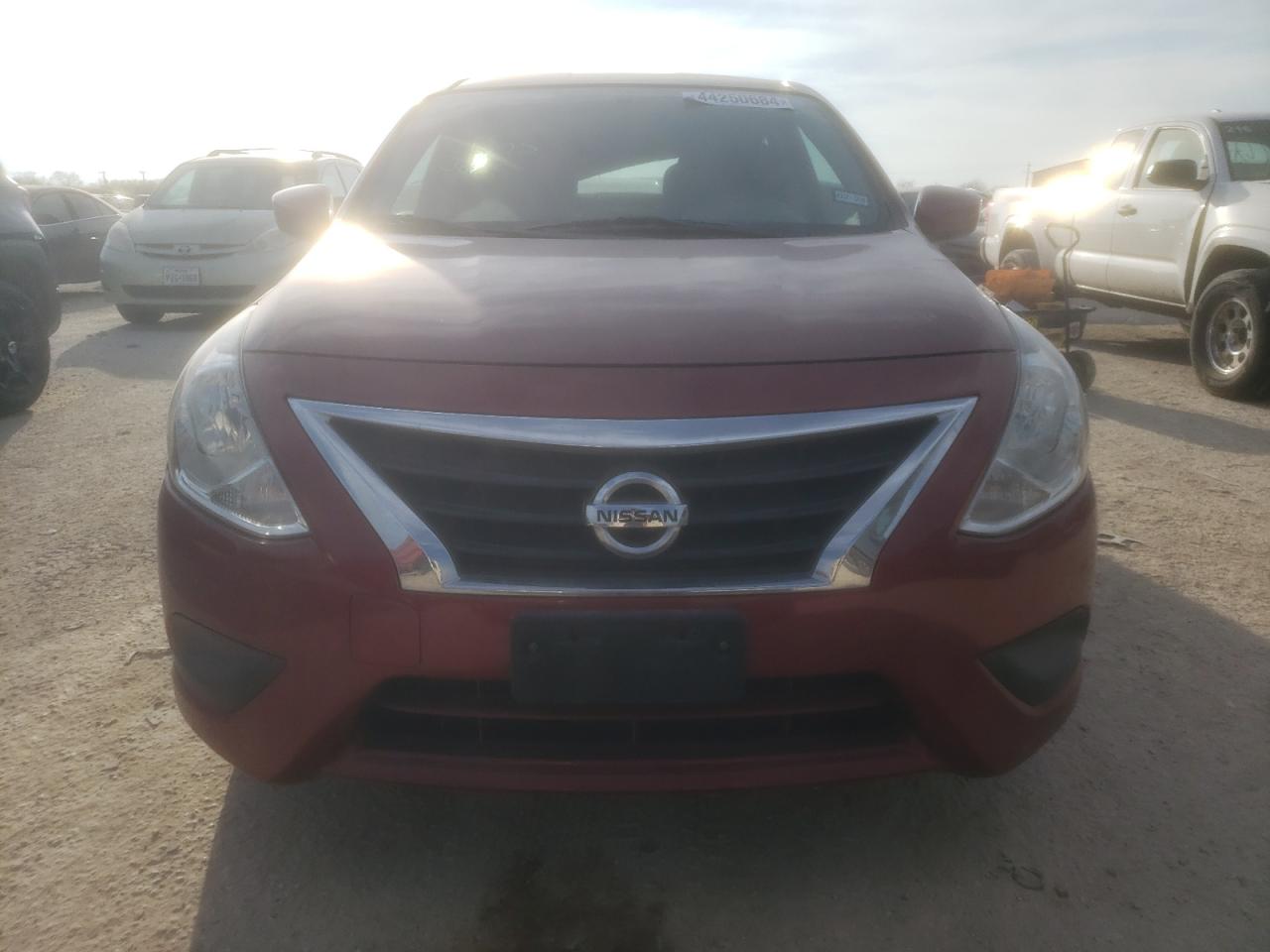 Photo 4 VIN: 3N1CN7AP0JL835798 - NISSAN VERSA 