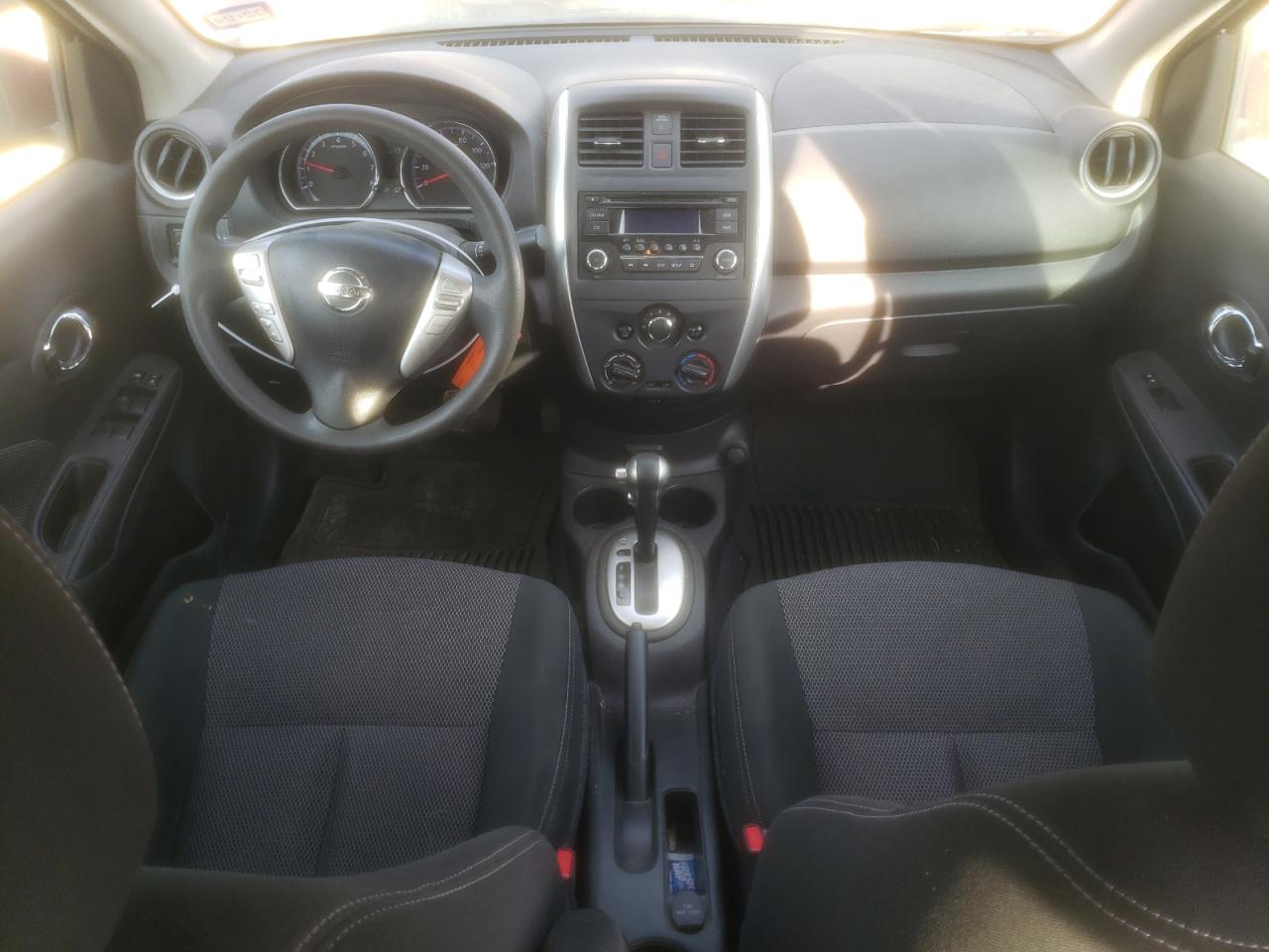 Photo 7 VIN: 3N1CN7AP0JL835798 - NISSAN VERSA 