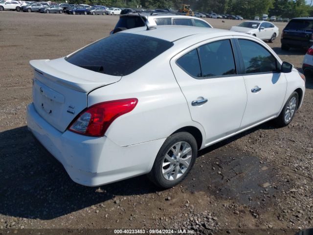 Photo 3 VIN: 3N1CN7AP0JL840614 - NISSAN VERSA 