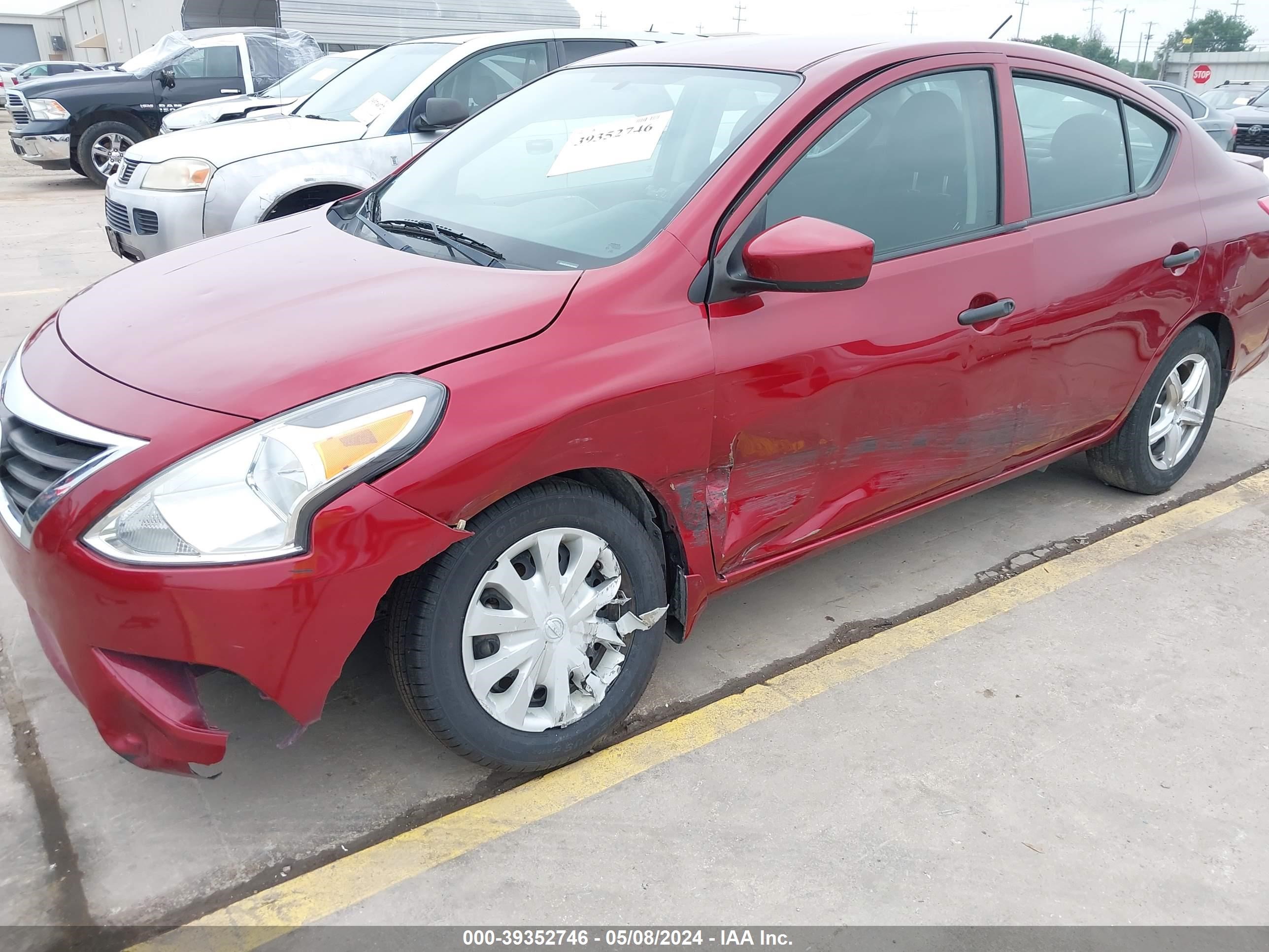 Photo 5 VIN: 3N1CN7AP0JL841083 - NISSAN VERSA 