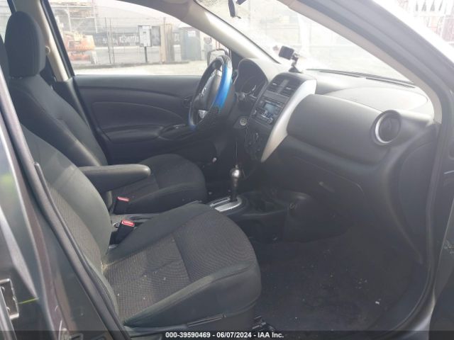 Photo 4 VIN: 3N1CN7AP0JL841276 - NISSAN VERSA 