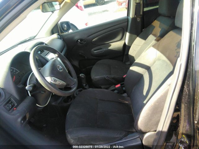 Photo 4 VIN: 3N1CN7AP0JL841701 - NISSAN VERSA SEDAN 