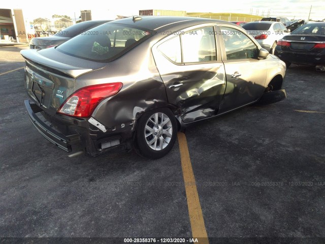 Photo 3 VIN: 3N1CN7AP0JL852066 - NISSAN VERSA SEDAN 