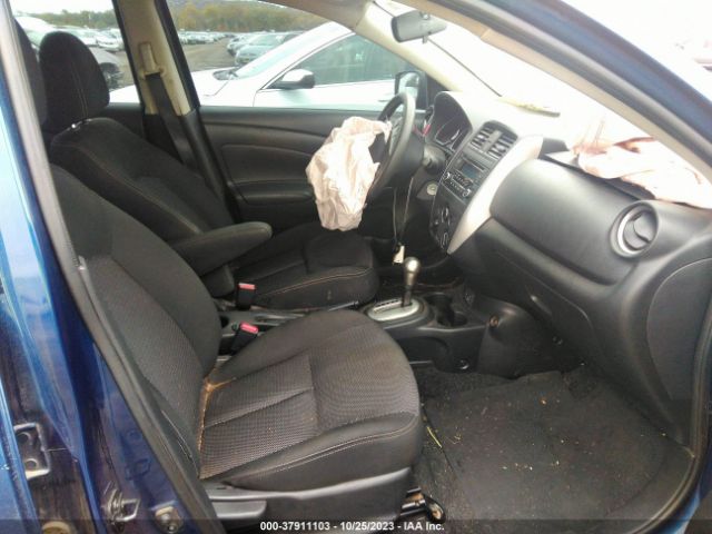 Photo 4 VIN: 3N1CN7AP0JL860393 - NISSAN VERSA 