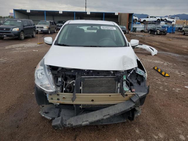 Photo 4 VIN: 3N1CN7AP0JL877274 - NISSAN VERSA 