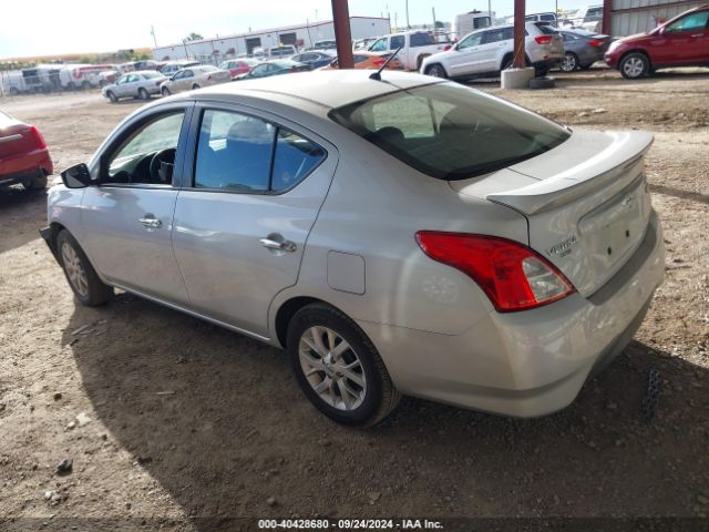 Photo 2 VIN: 3N1CN7AP0JL880093 - NISSAN VERSA 