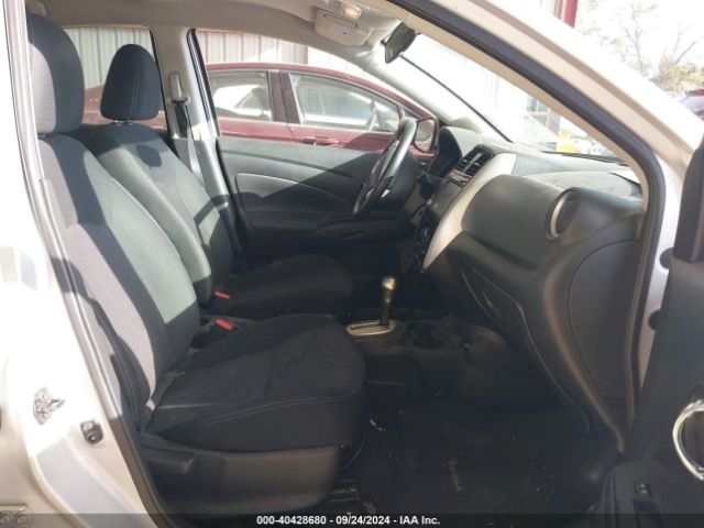 Photo 4 VIN: 3N1CN7AP0JL880093 - NISSAN VERSA 