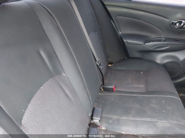 Photo 7 VIN: 3N1CN7AP0JL882202 - NISSAN VERSA 