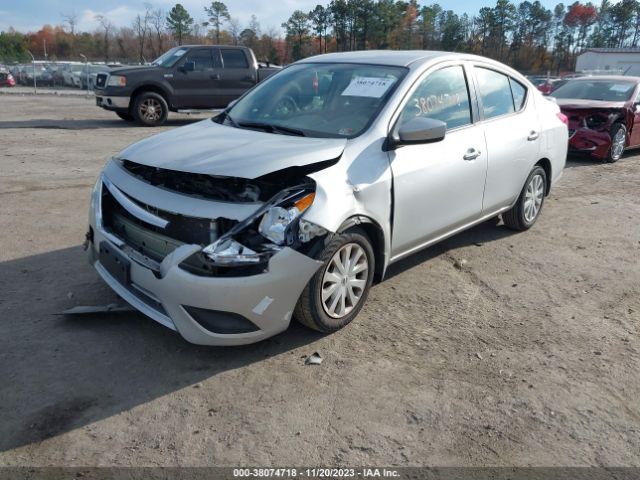 Photo 1 VIN: 3N1CN7AP0KL811275 - NISSAN VERSA 