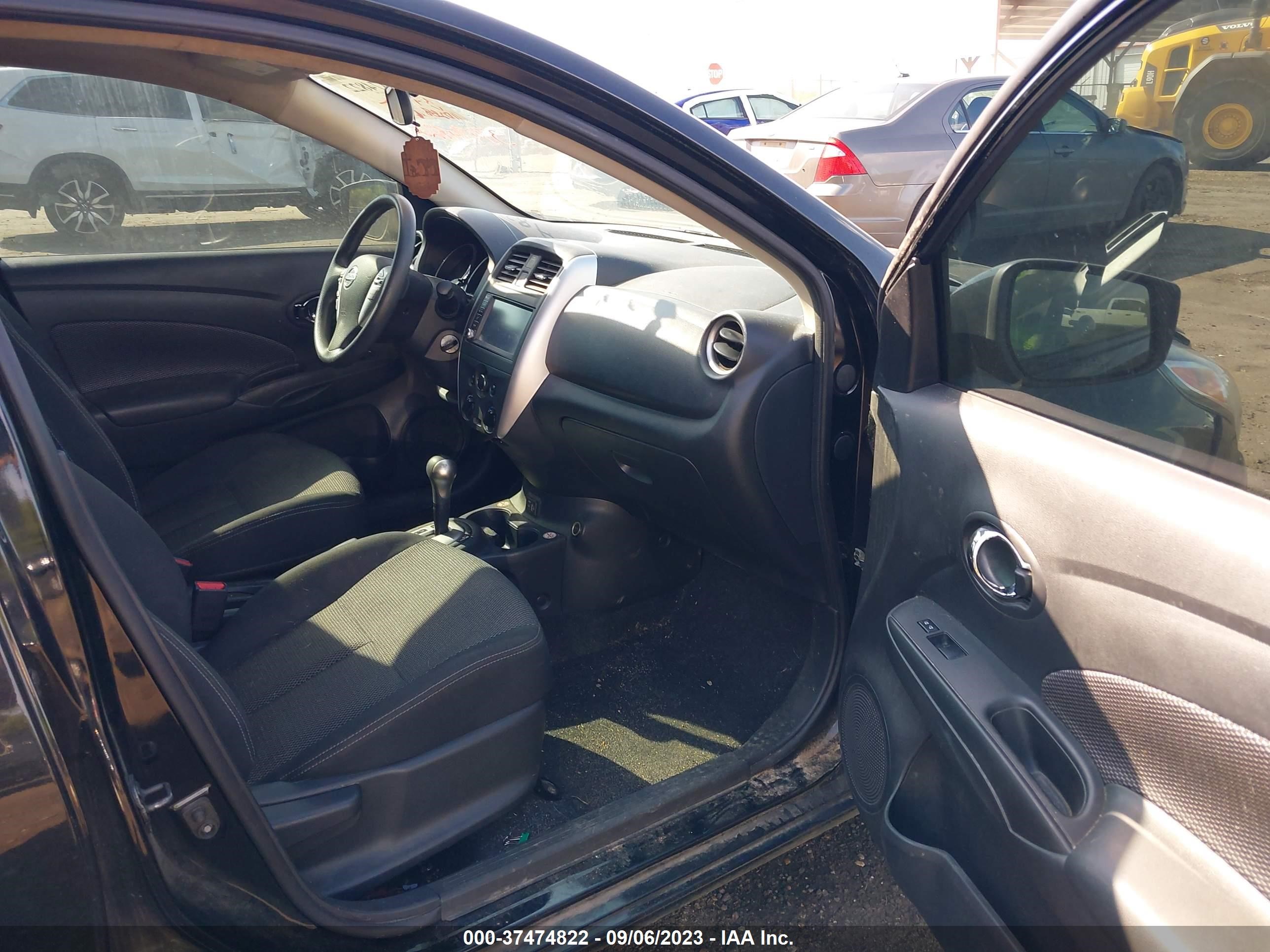 Photo 4 VIN: 3N1CN7AP0KL820204 - NISSAN VERSA 