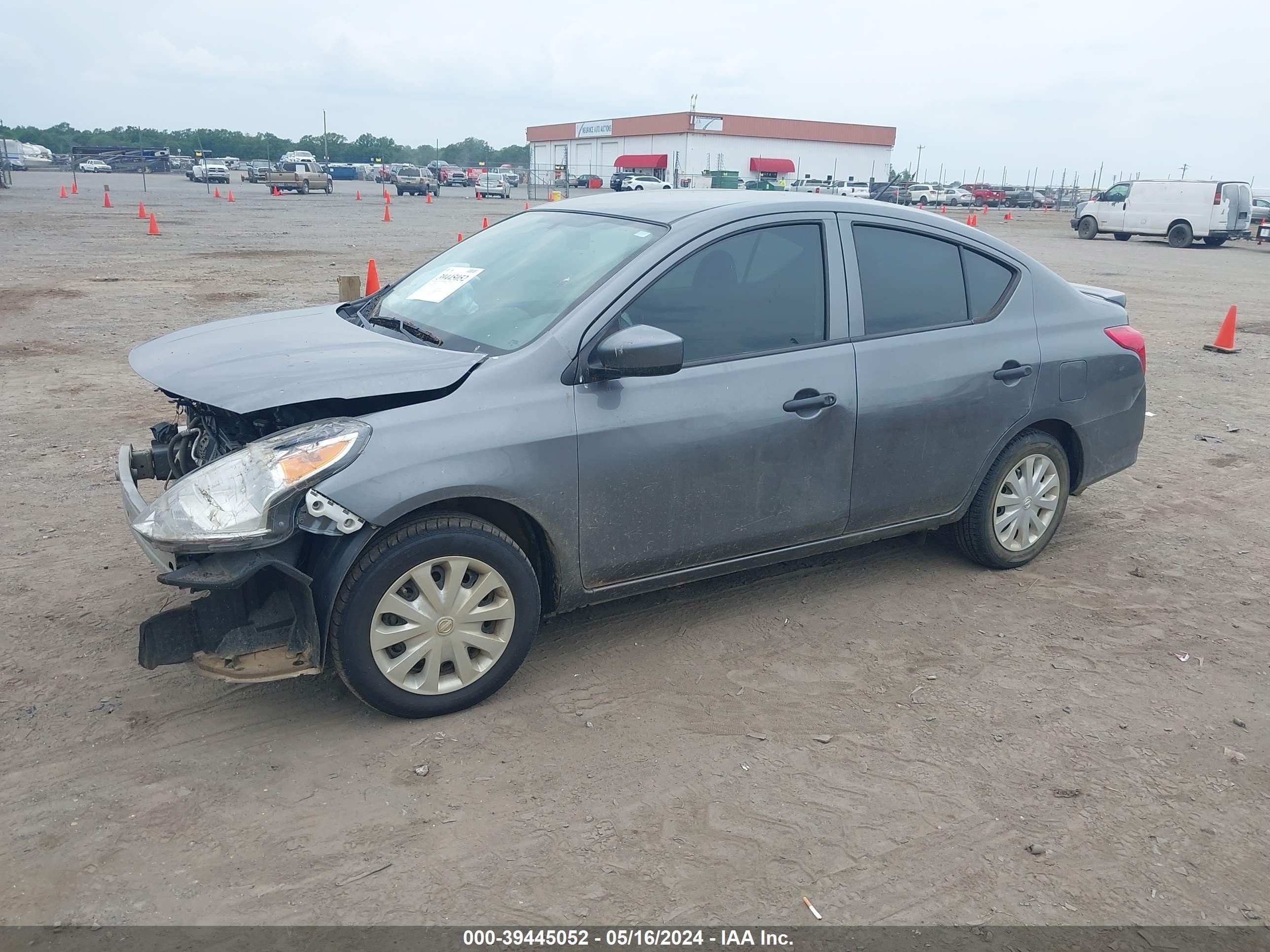 Photo 1 VIN: 3N1CN7AP0KL826486 - NISSAN VERSA 