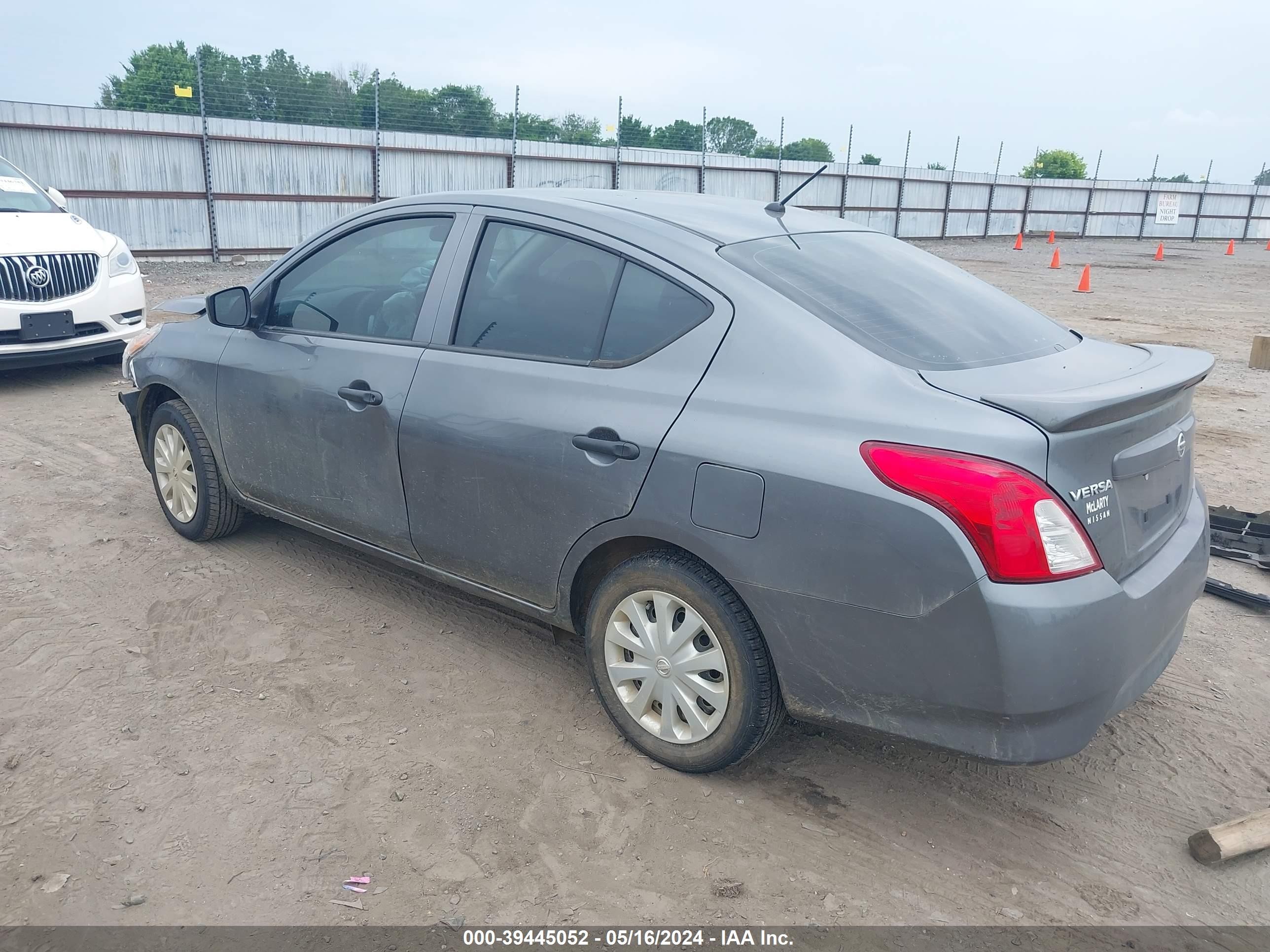 Photo 2 VIN: 3N1CN7AP0KL826486 - NISSAN VERSA 