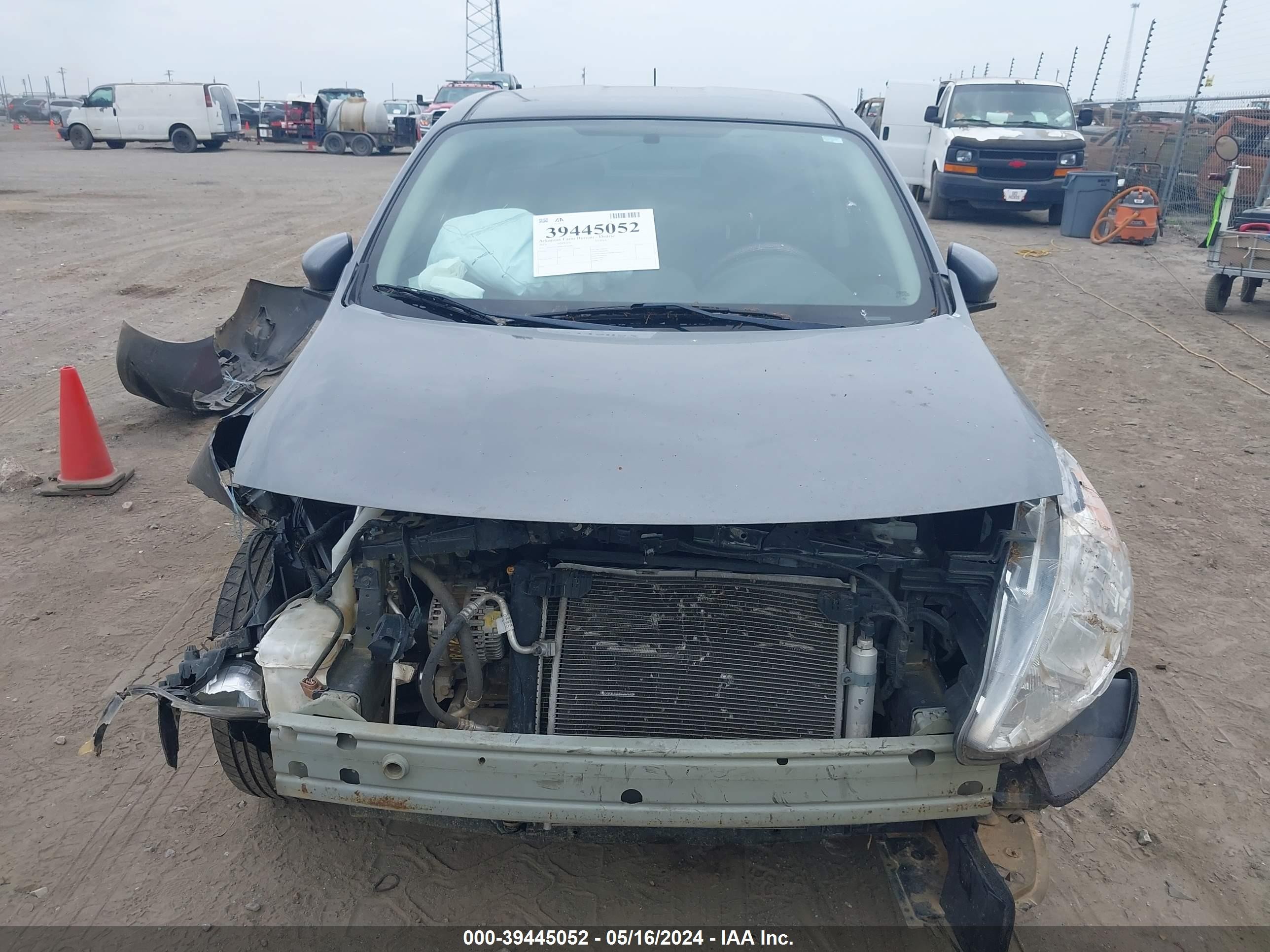 Photo 5 VIN: 3N1CN7AP0KL826486 - NISSAN VERSA 