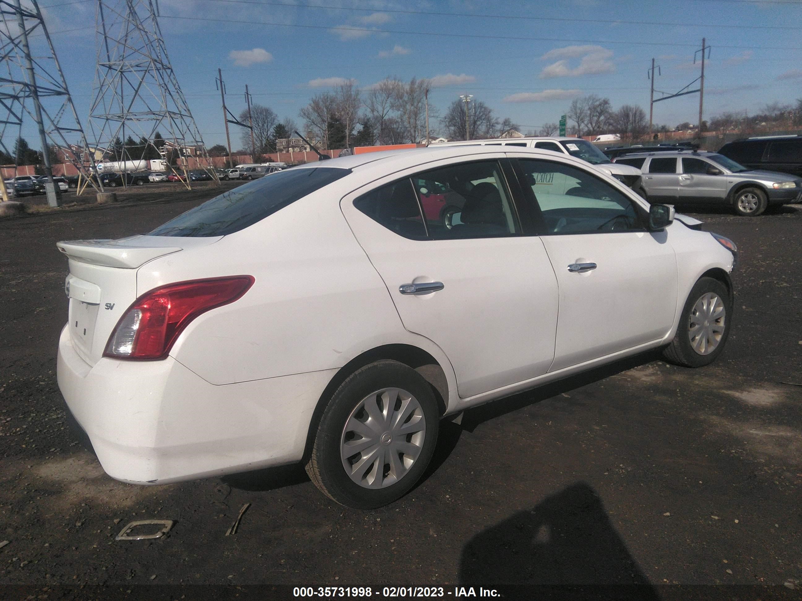 Photo 3 VIN: 3N1CN7AP0KL831719 - NISSAN VERSA 