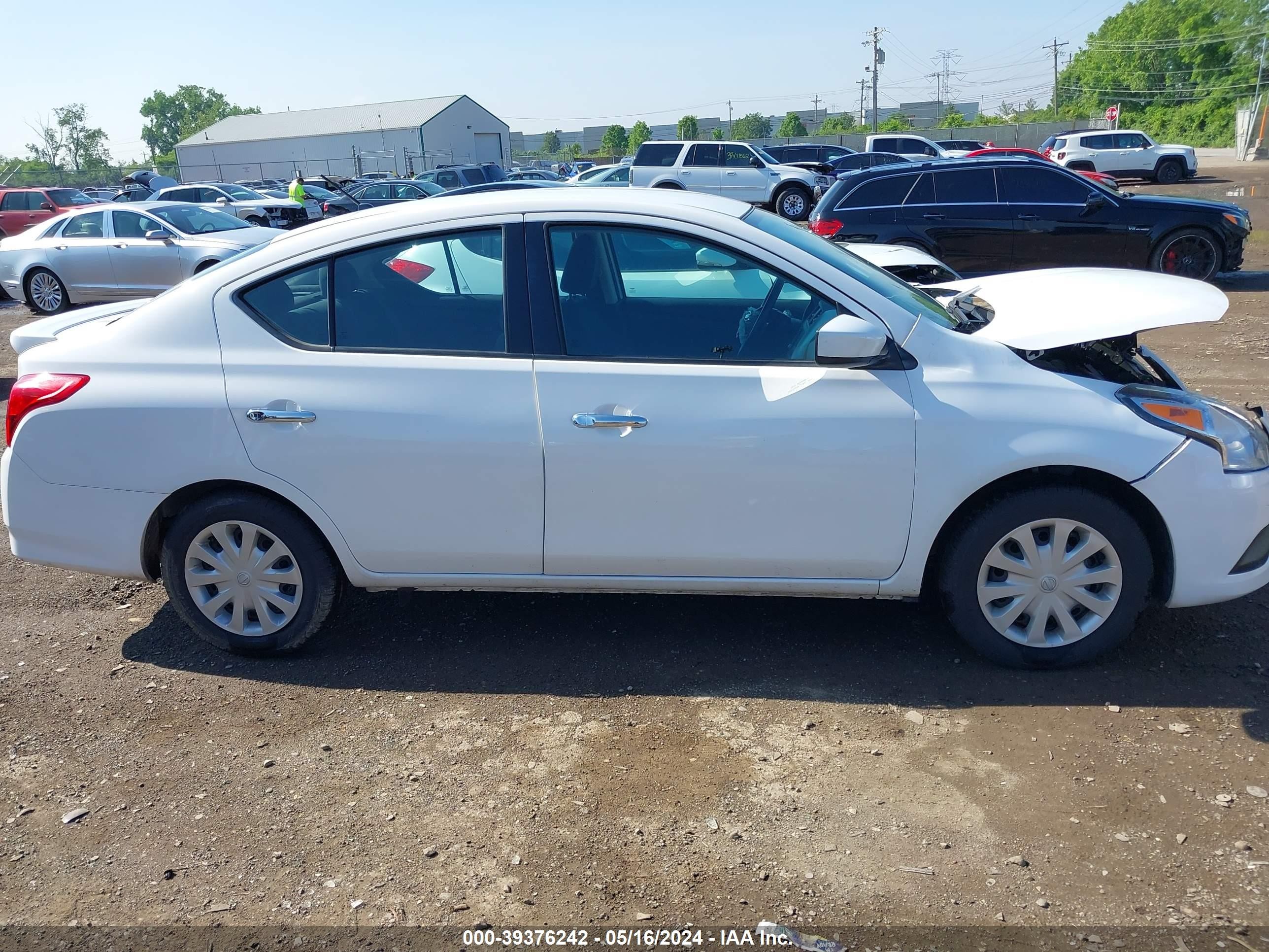 Photo 12 VIN: 3N1CN7AP0KL834085 - NISSAN VERSA 