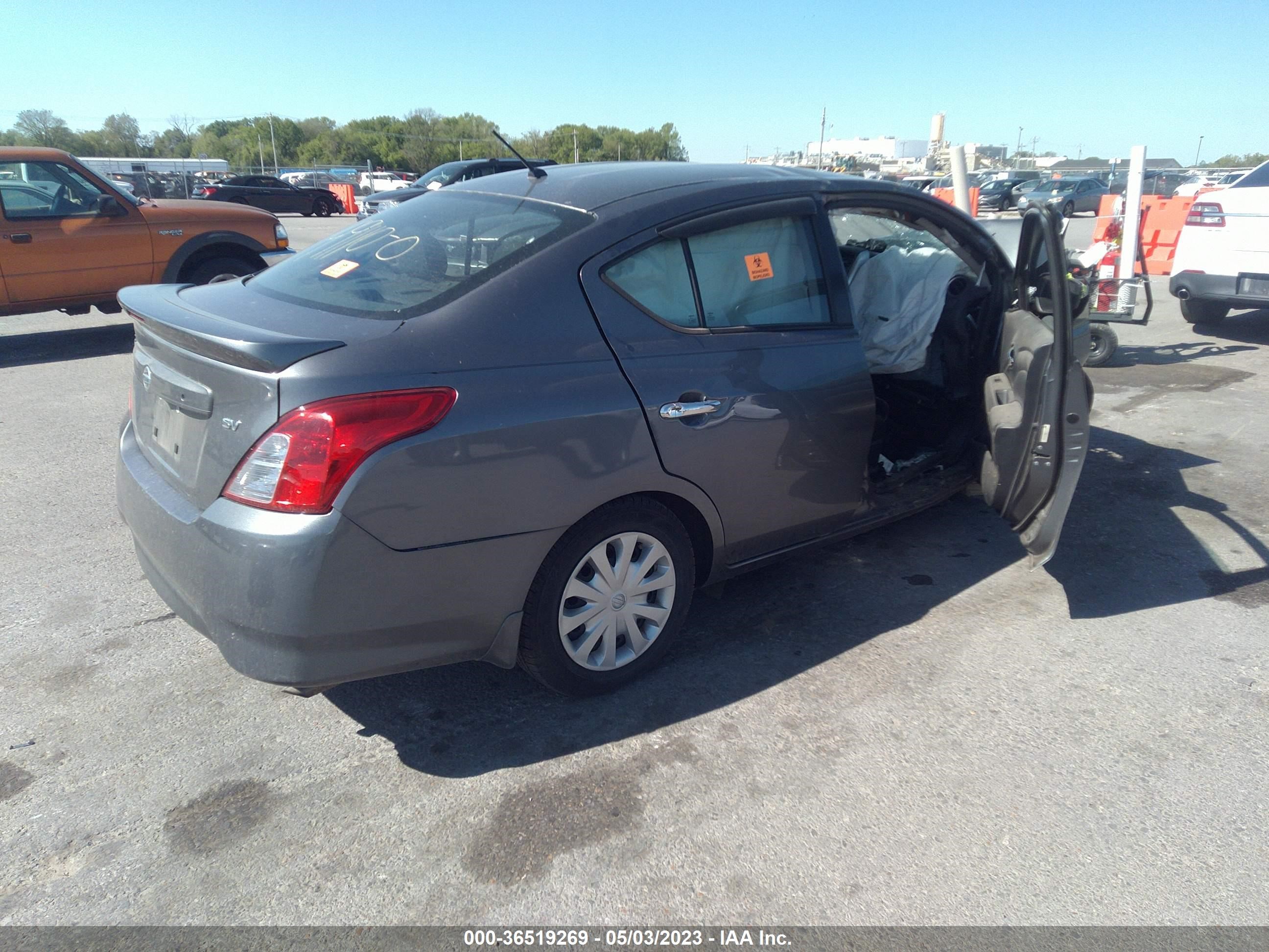 Photo 3 VIN: 3N1CN7AP0KL838153 - NISSAN VERSA 