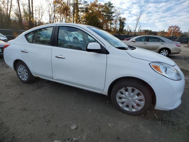 Photo 3 VIN: 3N1CN7AP1CL806233 - NISSAN VERSA 