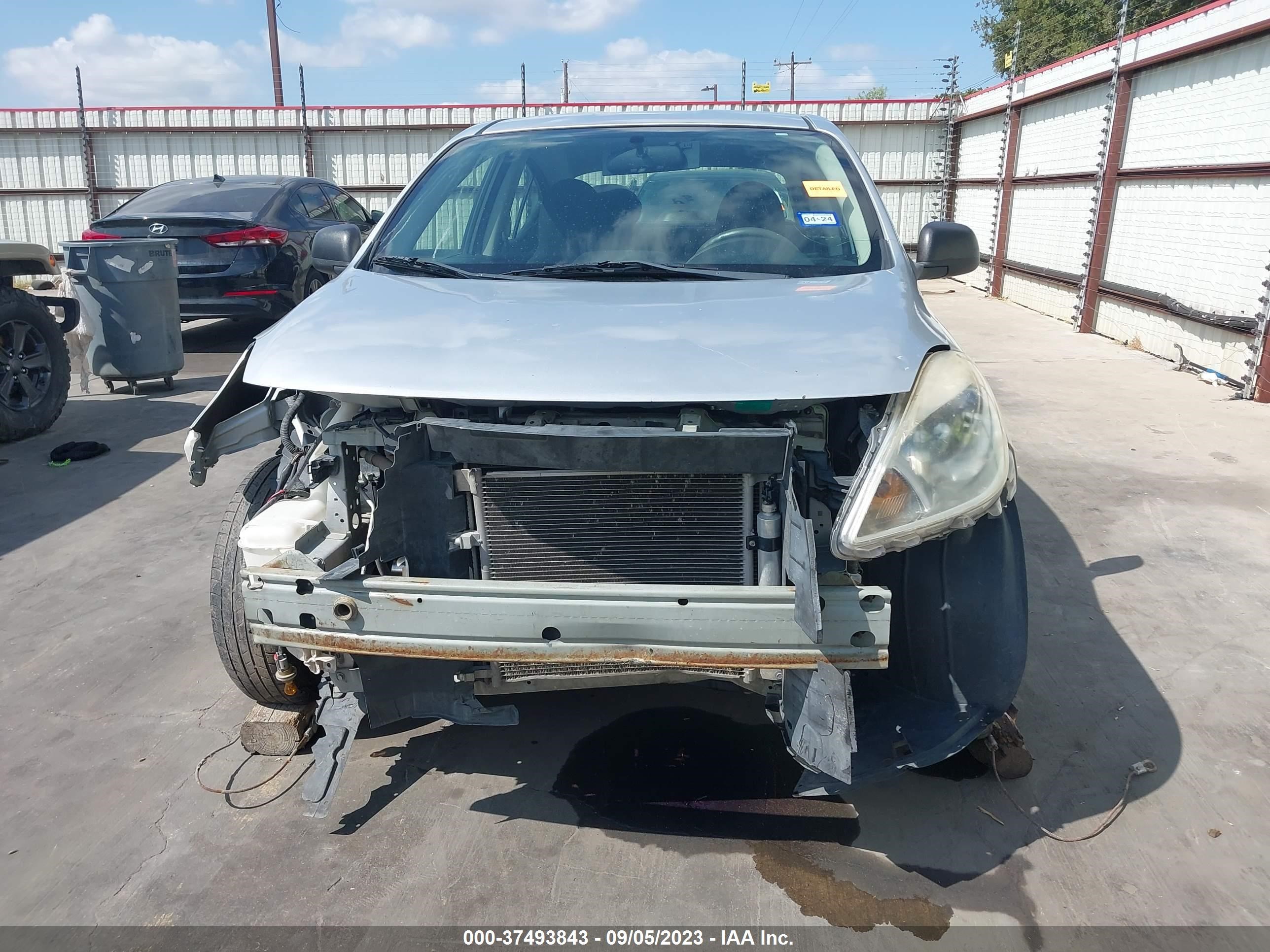 Photo 12 VIN: 3N1CN7AP1CL854430 - NISSAN VERSA 