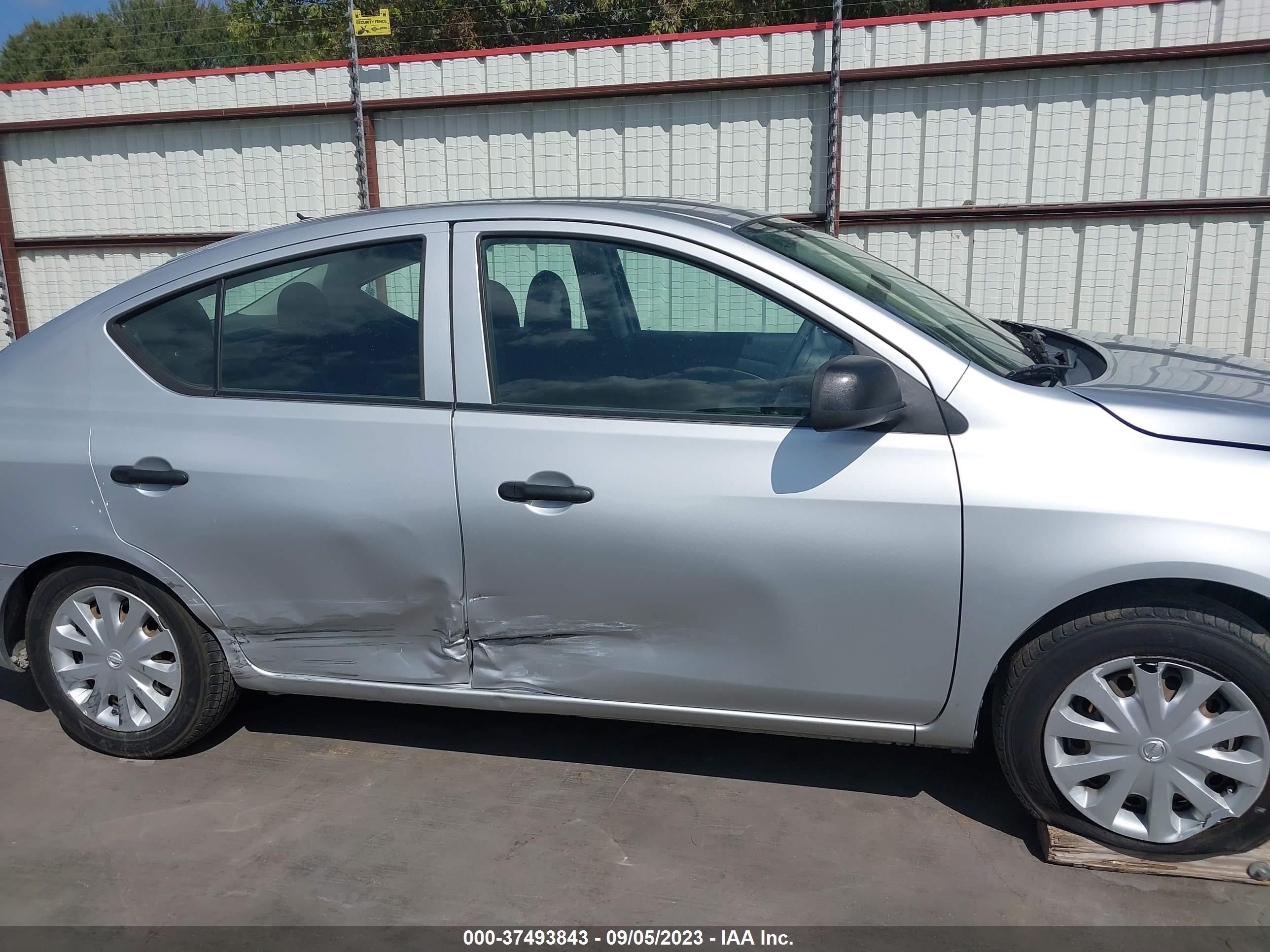 Photo 13 VIN: 3N1CN7AP1CL854430 - NISSAN VERSA 