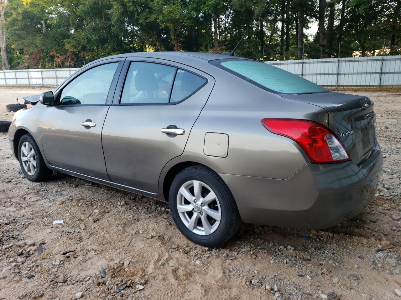 Photo 1 VIN: 3N1CN7AP1CL877349 - NISSAN VERSA 