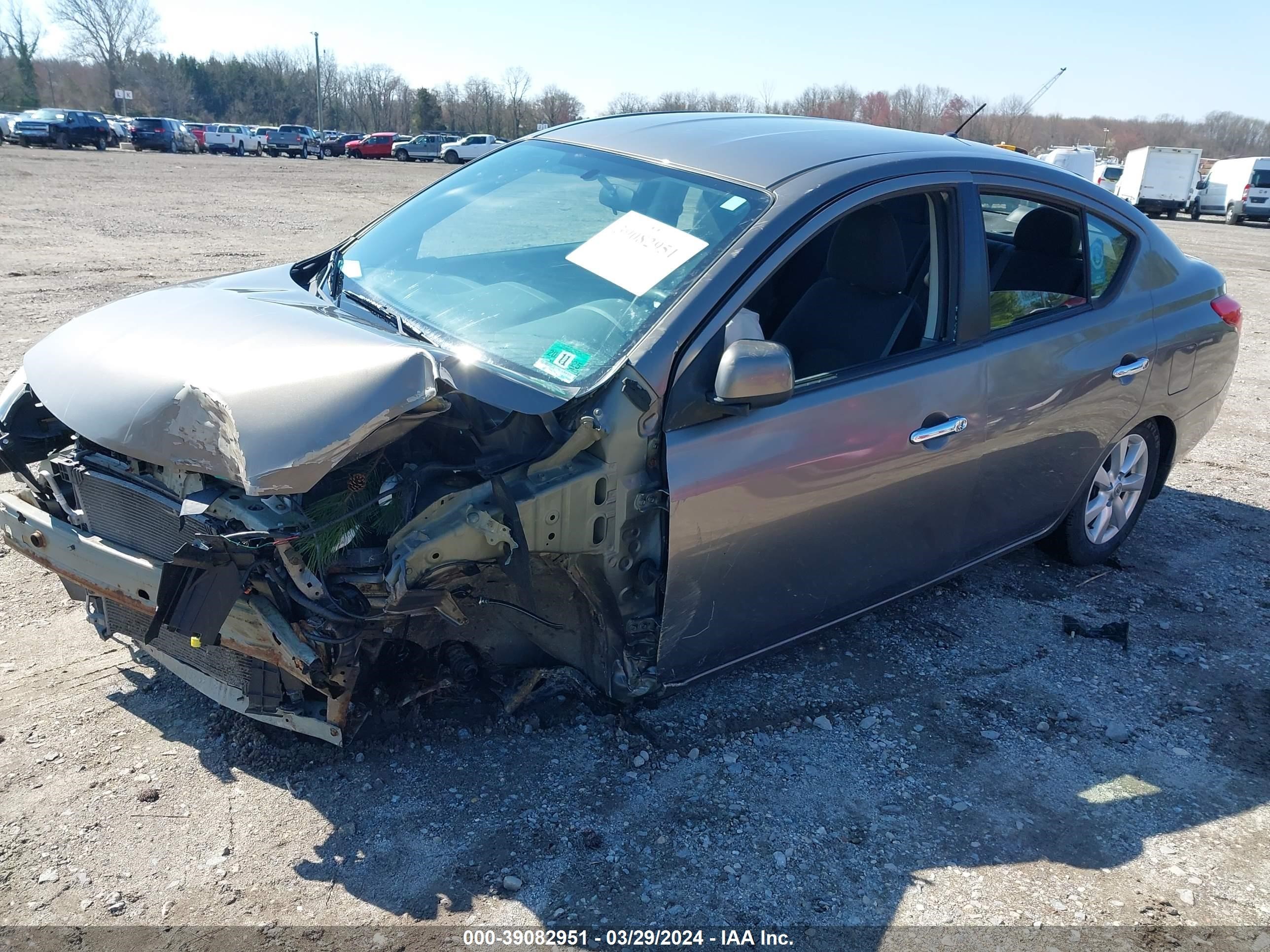 Photo 1 VIN: 3N1CN7AP1CL941664 - NISSAN VERSA 