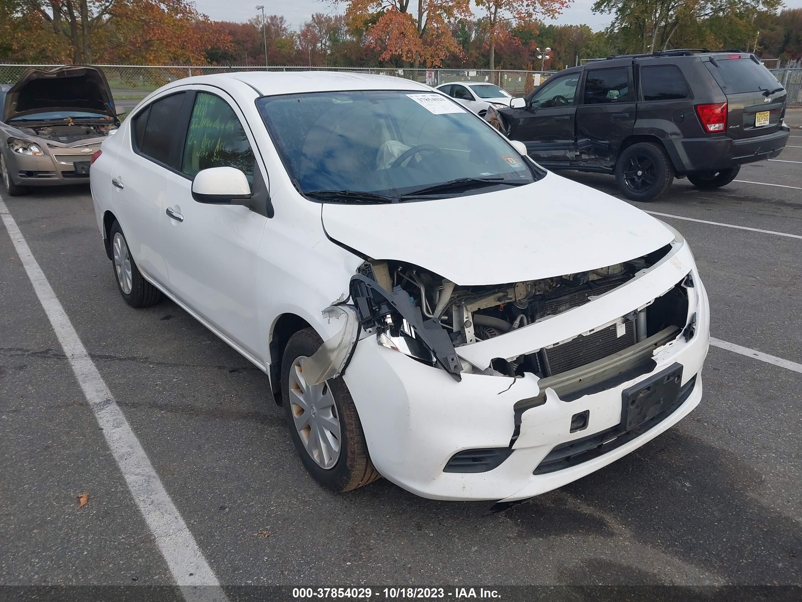 Photo 0 VIN: 3N1CN7AP1DL895576 - NISSAN VERSA 