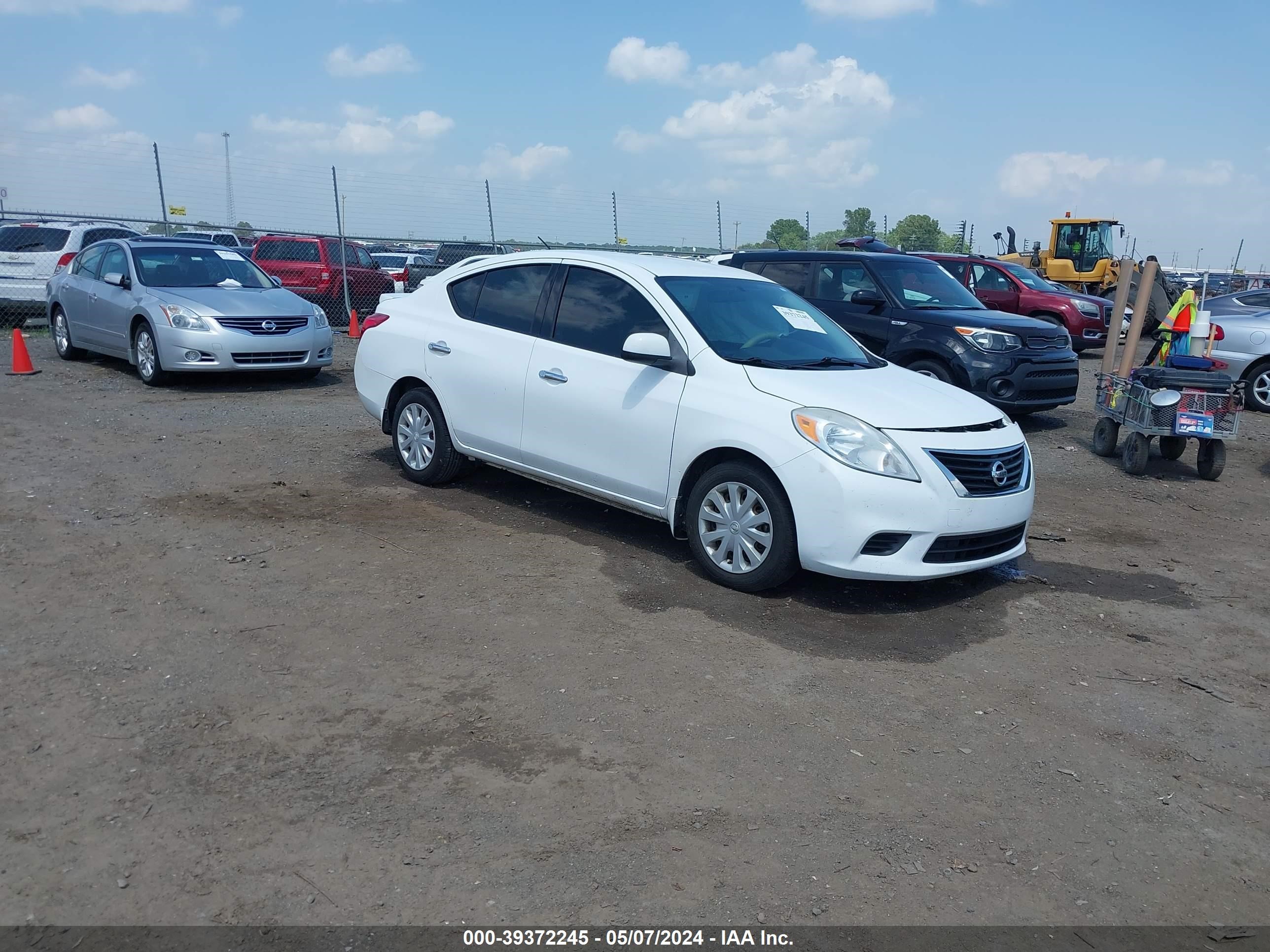 Photo 0 VIN: 3N1CN7AP1EL808101 - NISSAN VERSA 