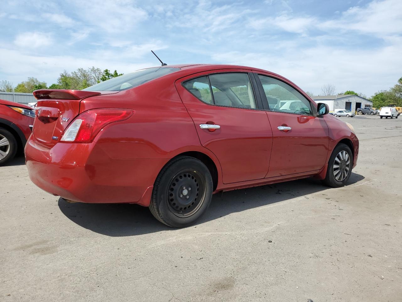 Photo 2 VIN: 3N1CN7AP1EL857007 - NISSAN VERSA 