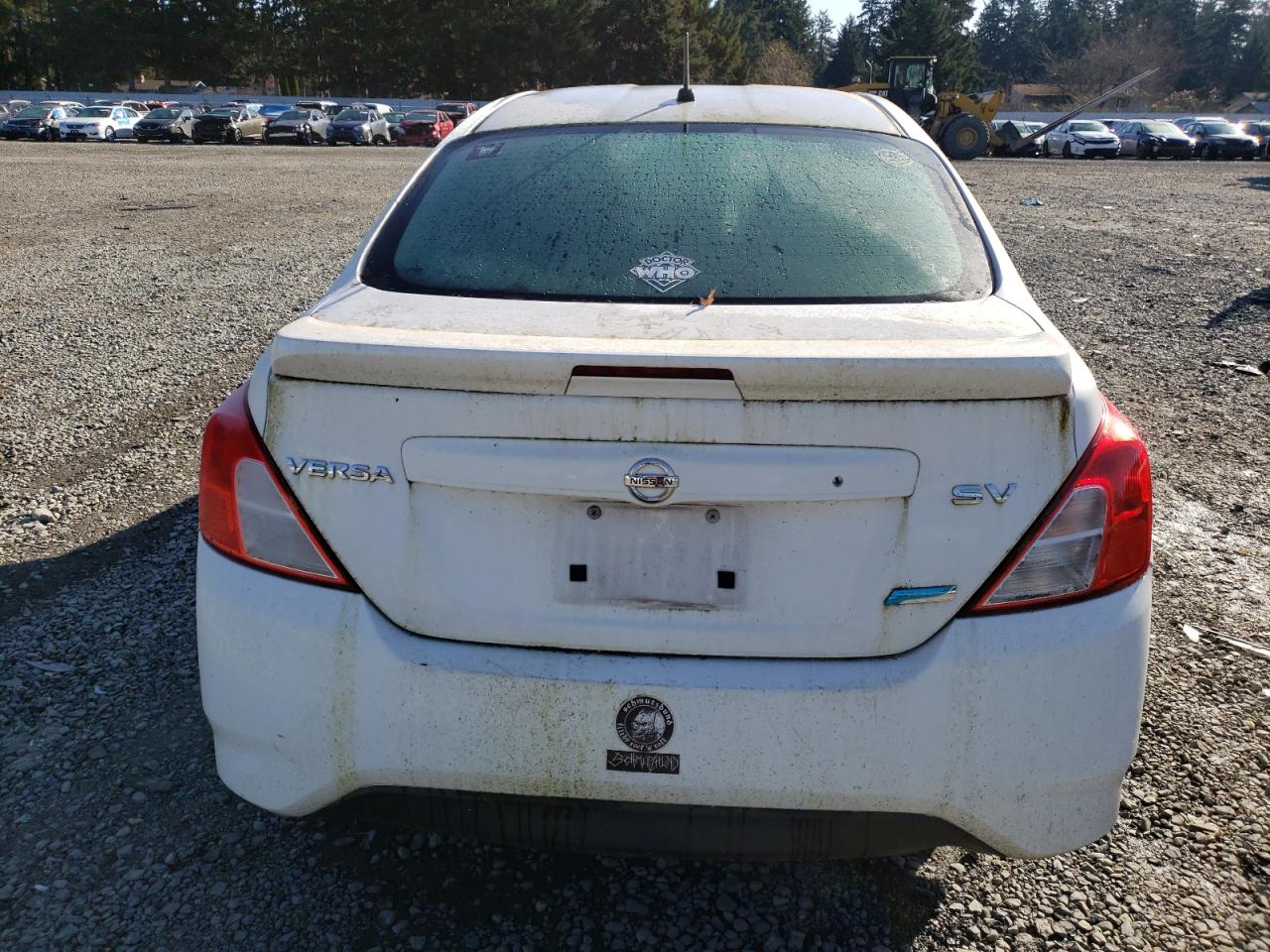 Photo 5 VIN: 3N1CN7AP1FL877758 - NISSAN VERSA 