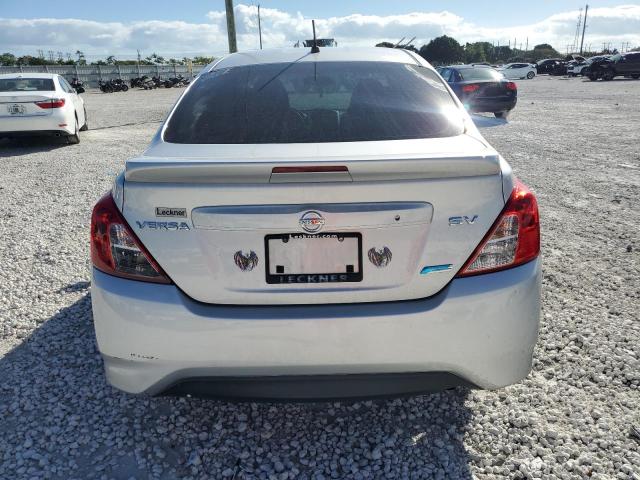 Photo 5 VIN: 3N1CN7AP1FL878618 - NISSAN VERSA S 