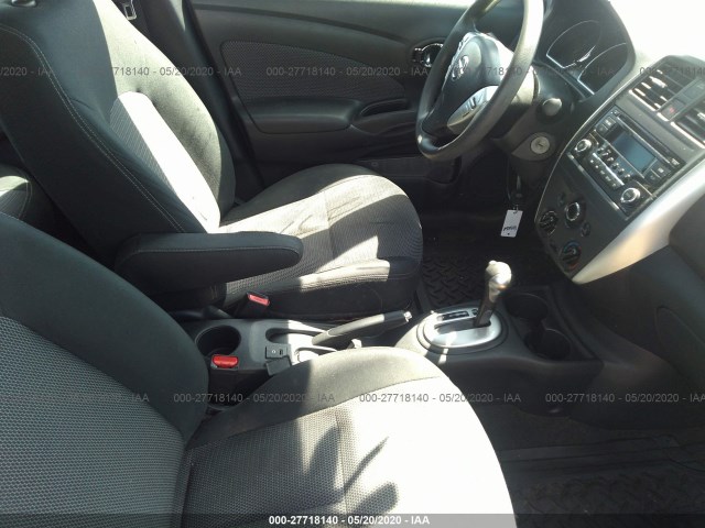 Photo 4 VIN: 3N1CN7AP1FL880918 - NISSAN VERSA 