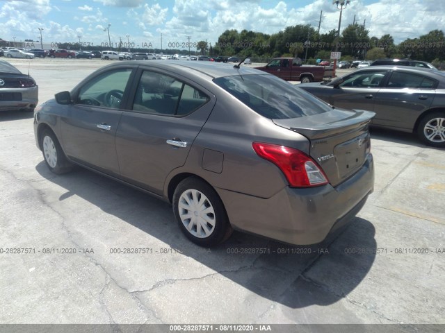 Photo 2 VIN: 3N1CN7AP1GL821613 - NISSAN VERSA 