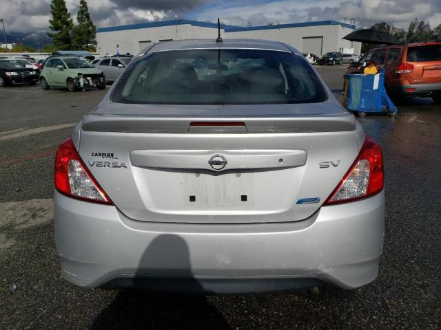 Photo 5 VIN: 3N1CN7AP1GL847404 - NISSAN VERSA S 