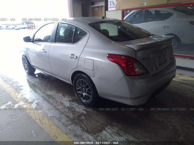 Photo 2 VIN: 3N1CN7AP1GL849718 - NISSAN VERSA 