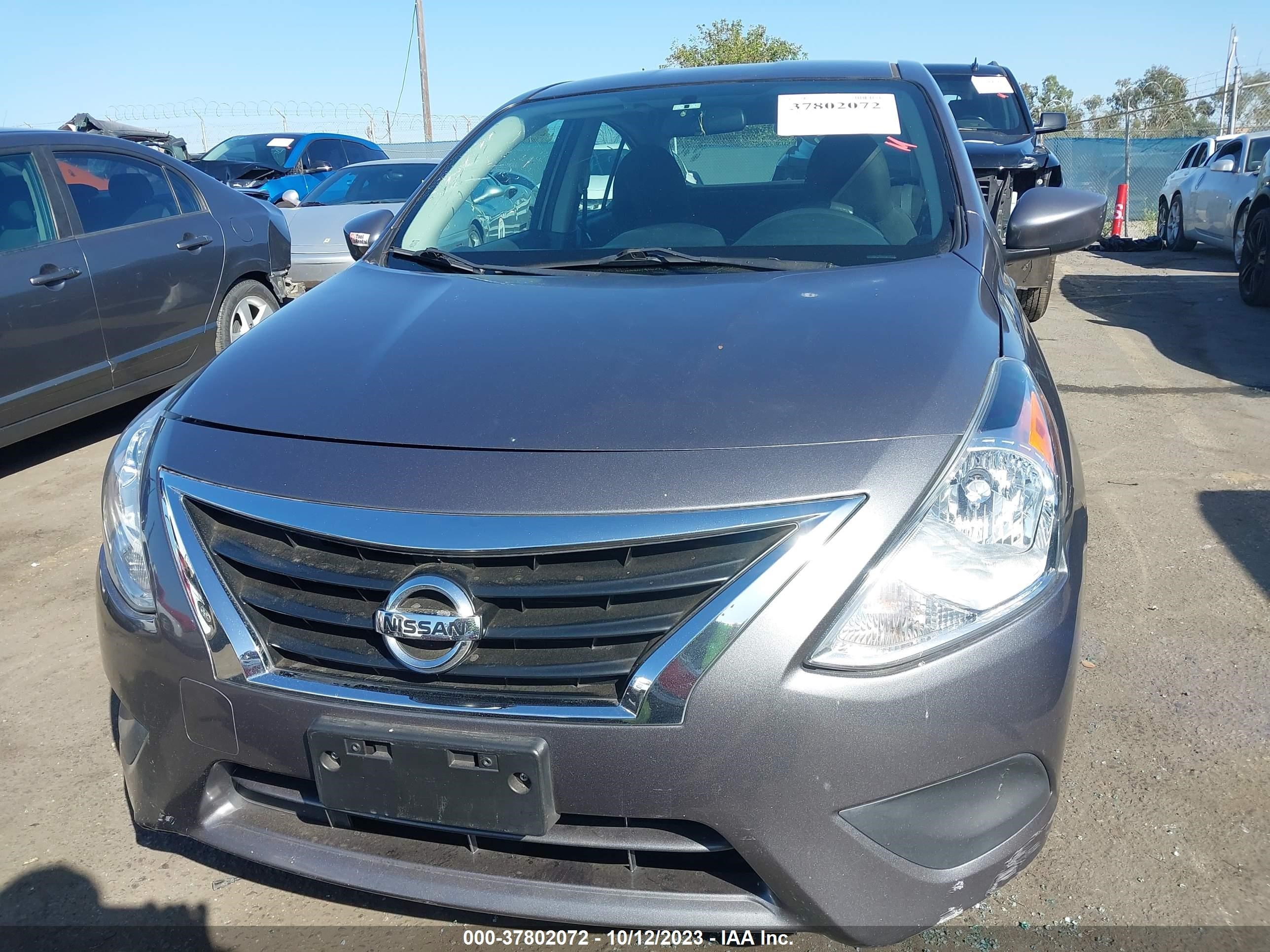 Photo 10 VIN: 3N1CN7AP1GL856068 - NISSAN VERSA 