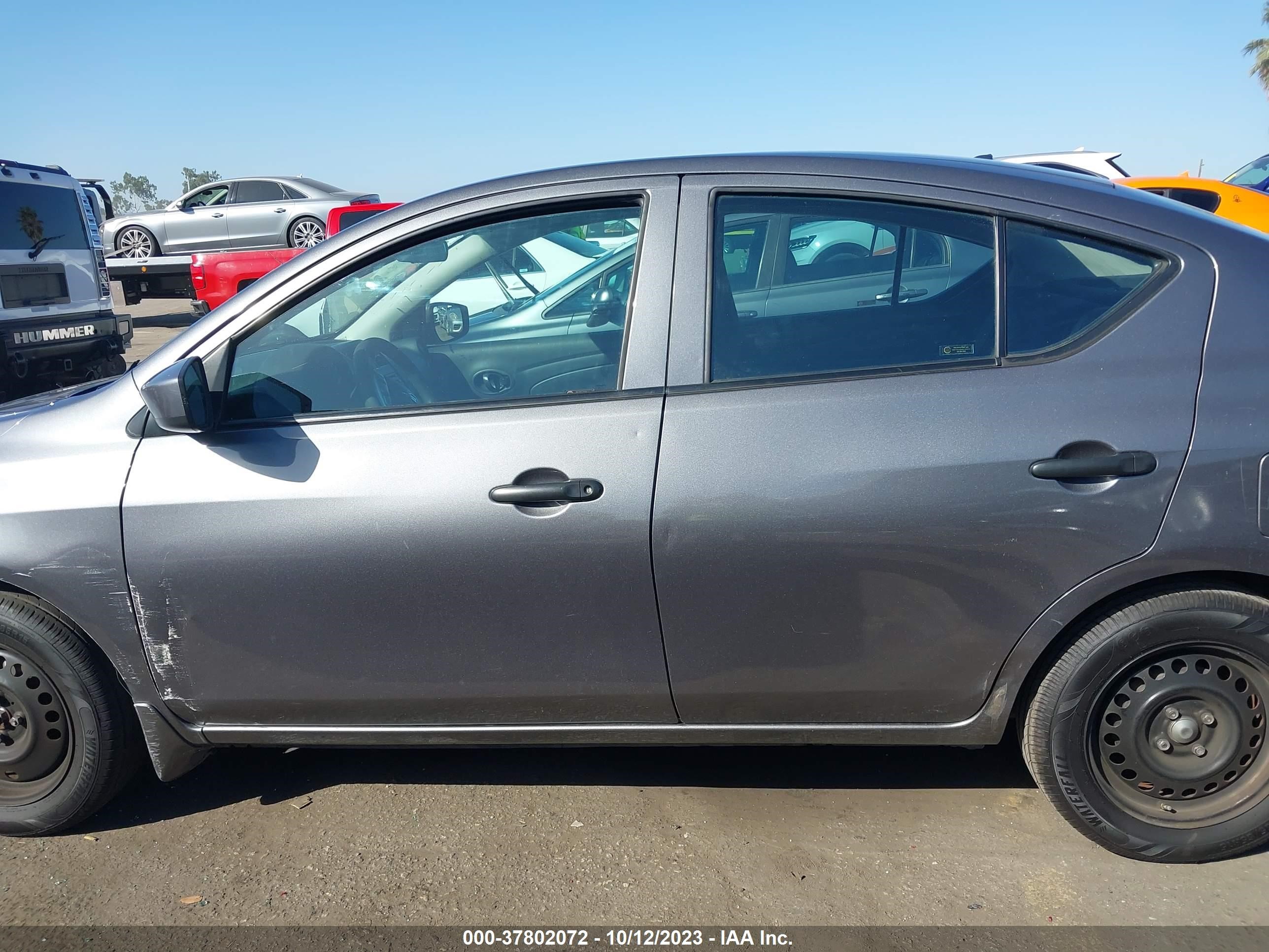 Photo 12 VIN: 3N1CN7AP1GL856068 - NISSAN VERSA 