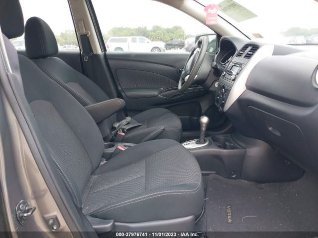 Photo 4 VIN: 3N1CN7AP1GL869029 - NISSAN VERSA 