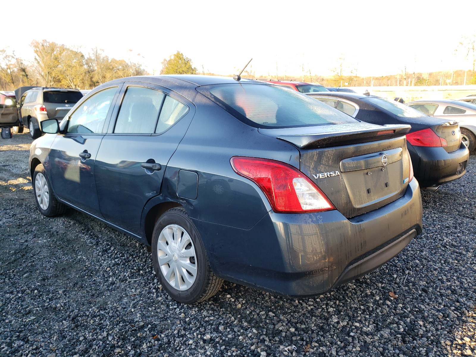 Photo 2 VIN: 3N1CN7AP1GL884212 - NISSAN VERSA S 