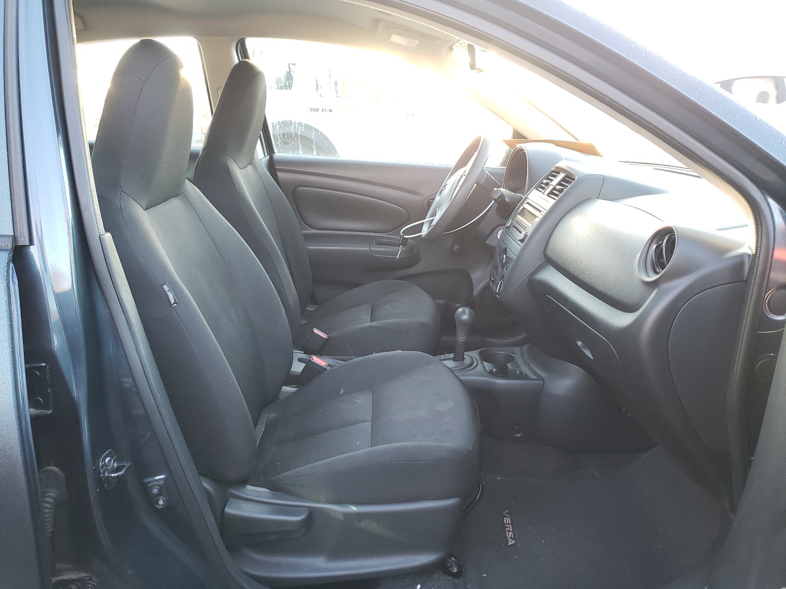 Photo 4 VIN: 3N1CN7AP1GL884212 - NISSAN VERSA S 